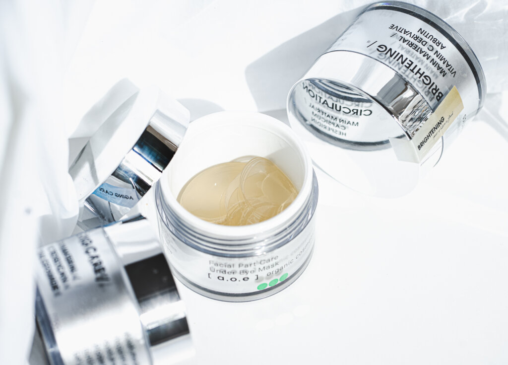 UNDEREYEMASK